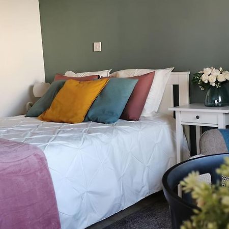 Pretty And Quiet Studio, With Wifi And Parking ลิมาซอล ภายนอก รูปภาพ