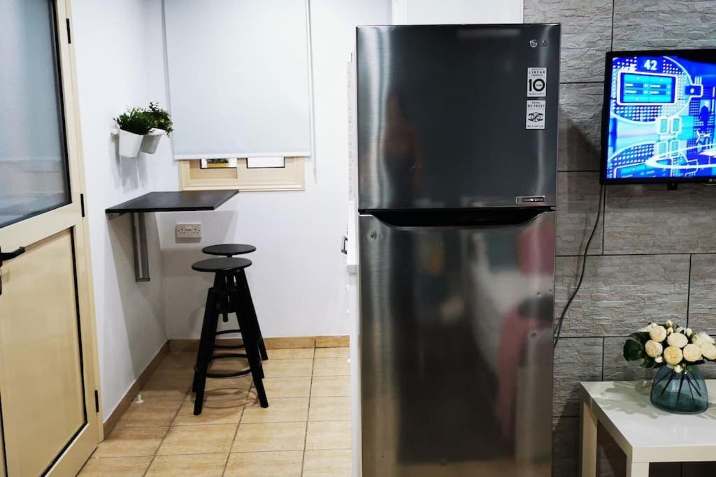 Pretty And Quiet Studio, With Wifi And Parking ลิมาซอล ภายนอก รูปภาพ